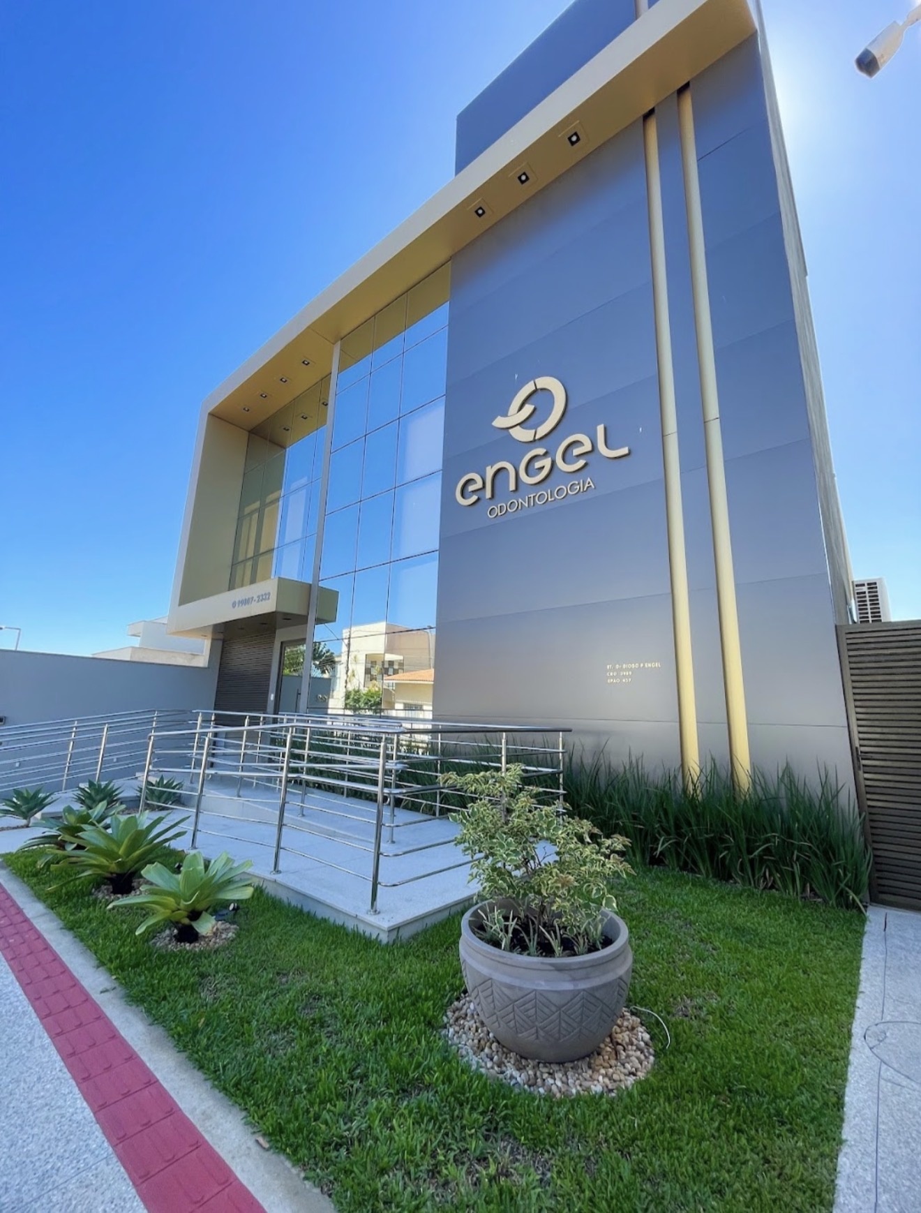 Fachada da Engel Odontologia — foto fornecida